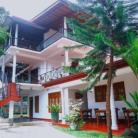 Freedom Guest Inn Ella Exterior foto